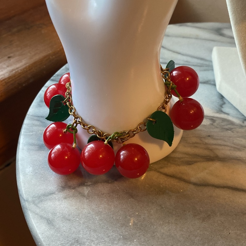 🍒BAKELITE cherries necklace and bracelet antique deco Free Shipping! - Picture 4 of 5